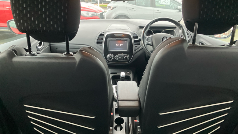 Renault Captur 0.9 TCE 90 Dynamique S Nav 5dr Petrol Hatchback